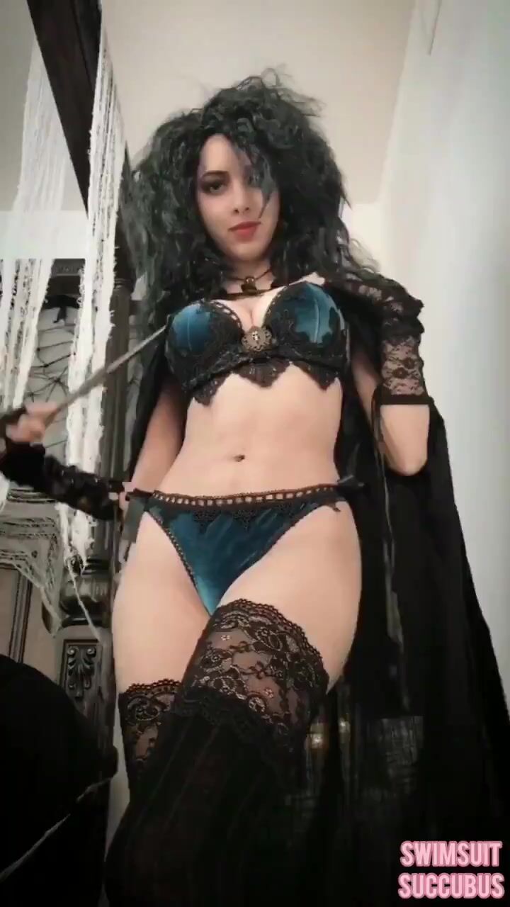 Susu Sexy Bellatrix