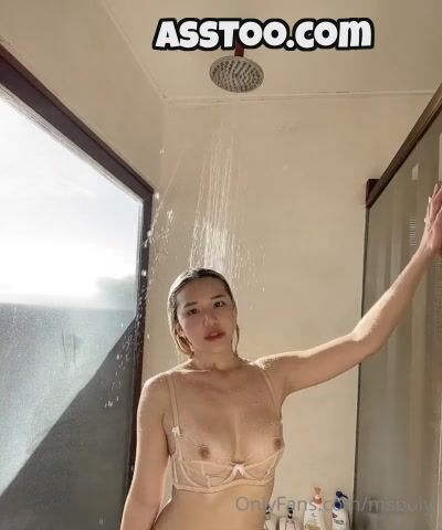 MS Puiyi exclusive OF showering naked