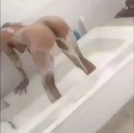 Malu Trevejo fully nude bathtub