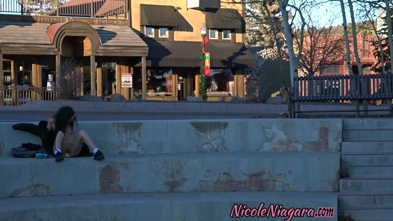 Nicole Niagra - blindfolded and exposed, orgasms on public sidewalk