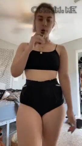 ingramgabby19 teasing her Thick Ass on Periscope