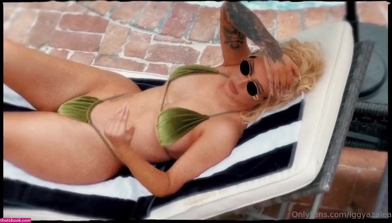 Iggy Azalea Nude Hot Bikini Babe Sexy sunbath Onlyfans Leaked