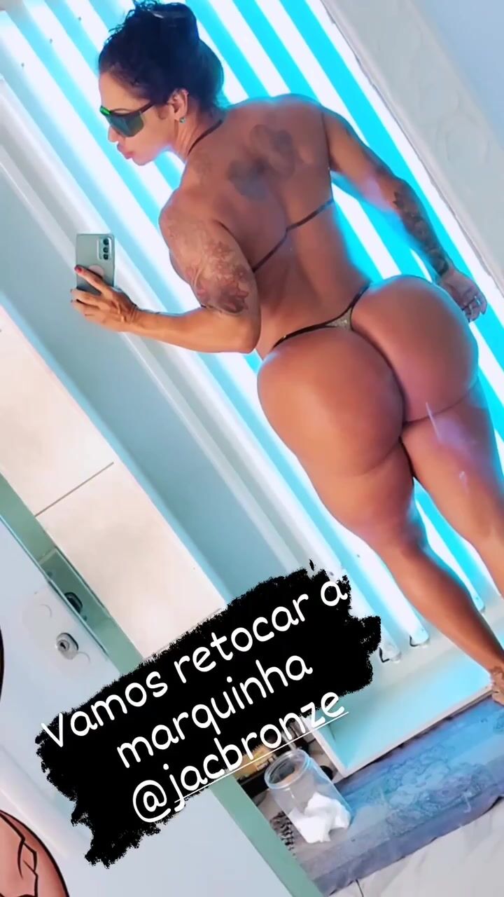 Vanessa ataidess huge fake ass