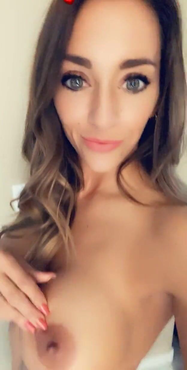 Princessconsuela Nude Snapchat Filter