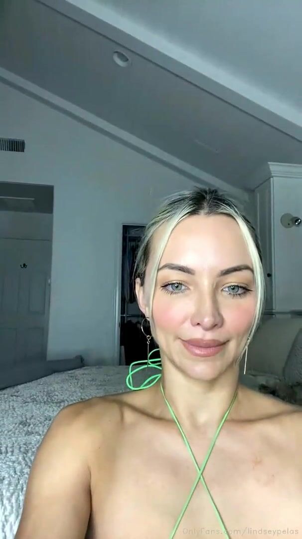 Lindsey Pelas Nude Fishnet Livestream Video Leaked