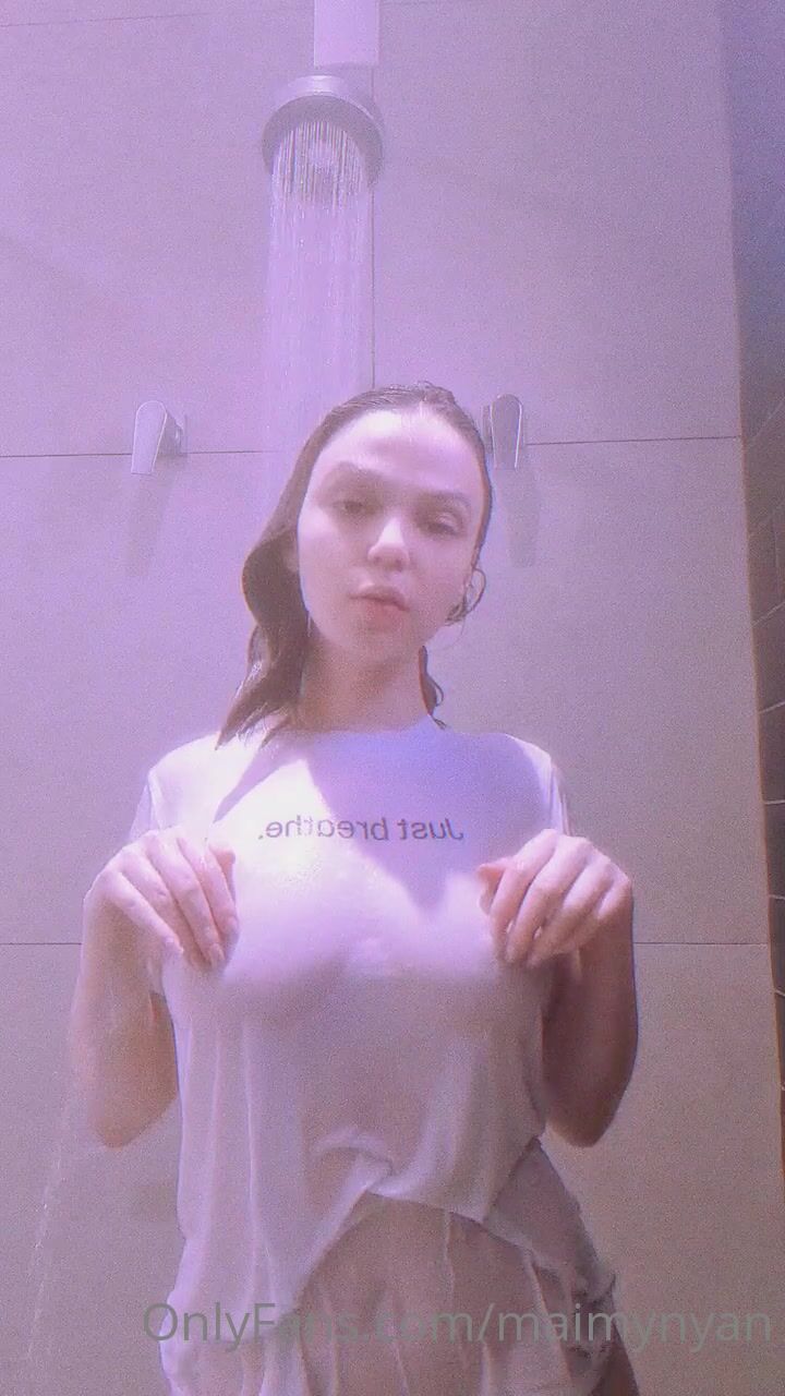 Maimy - Wet T-Shirt Shower